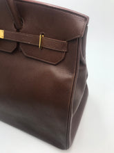 Load image into Gallery viewer, Hermès Birkin 40 size Chocolate Brown Togo Leather Shoulder Bag