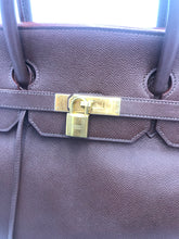 Load image into Gallery viewer, Hermès Birkin 40 size Chocolate Brown Togo Leather Shoulder Bag