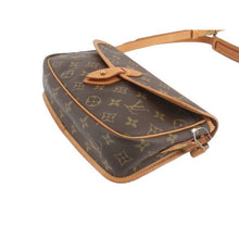 Load image into Gallery viewer, Louis Vuitton Diane Vintage style