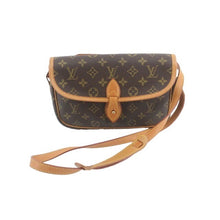 Load image into Gallery viewer, Louis Vuitton Diane Vintage style