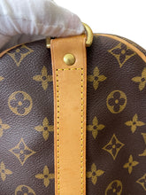 Load image into Gallery viewer, Louis Vuitton Keepall 55 bandouliere