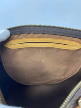 Load image into Gallery viewer, LOUIS VUITTON Speedy 30