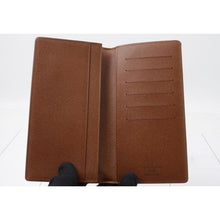 Load image into Gallery viewer, Louis Vuitton Checkbook