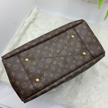 Load image into Gallery viewer, LOUIS VUITTON Monogram Artsy MM