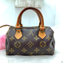 Load image into Gallery viewer, LOUIS VUITTON Monogram Mini Sac HL Speedy