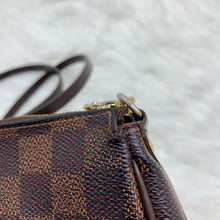 Load image into Gallery viewer, LOUIS VUITTON Damier Ebene Eva Clutch