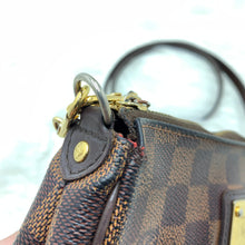 Load image into Gallery viewer, LOUIS VUITTON Damier Ebene Eva Clutch