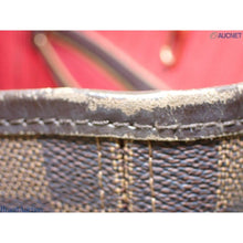 Load image into Gallery viewer, Louis Vuitton Neverfull MM