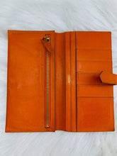 Load image into Gallery viewer, Hermès Orange Wallet