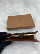 Load image into Gallery viewer, Louis Vuitton Brown Pocket Agenda Cover Wallet