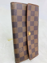 Load image into Gallery viewer, Louis Vuitton Brown Sarah De Wallet