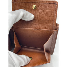 Load image into Gallery viewer, Louis Vuitton Mens Wallet monogram
