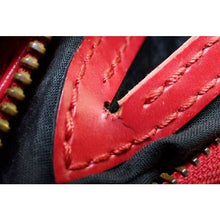 Load image into Gallery viewer, Louis Vuitton Speedy 25 Epi Red

