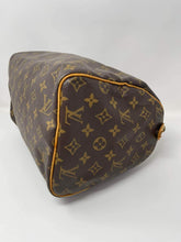 Load image into Gallery viewer, LOUIS VUITTON Speedy  30
