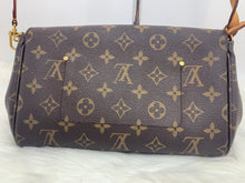 Load image into Gallery viewer, Louis Vuitton Favorite MM
