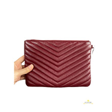 Load image into Gallery viewer, SAINT LAURENT MATELASSÉ TABLET POUCH IN QUILTED LEATHER
