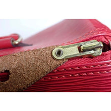 Load image into Gallery viewer, Louis Vuitton Speedy 25 Epi Red

