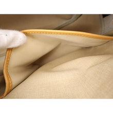 Load image into Gallery viewer, Louis Vuitton Reporter GM
