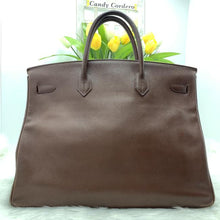 Load image into Gallery viewer, Hermès Birkin 40 size Chocolate Brown Togo Leather Shoulder Bag
