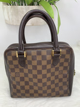 Load image into Gallery viewer, Louis Vuitton Brera Square Brown Monogram Canvas Messenger Bag
