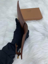 Load image into Gallery viewer, Louis Vuitton Brown Pocket Agenda Cover Wallet

