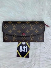 Load image into Gallery viewer, Louis Vuitton Fuchsia Emilie Wallet
