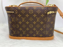 Load image into Gallery viewer, Louis Vuitton Nice Vanity Gm Brown Monogram Canvas Weekend/Travel Bag
